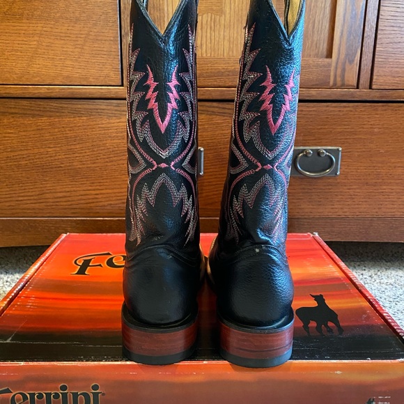 Ferrini Italia ladies western boot. Size 10B - Picture 7 of 7